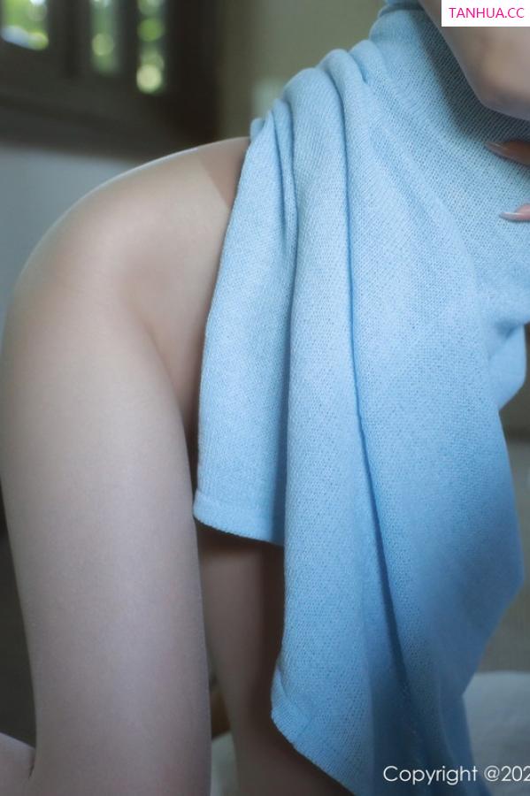 谢晚晚  [XiuRen]高清写真图 2023.01.11 No.6117 谢晚晚 清纯美腿第23张图片